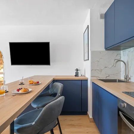 Les Sablettes - Cosy Vue Mer, Vieux Appartement