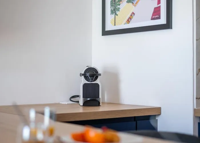 Les Sablettes - Cosy Vue Mer, Vieux شقة مينتون